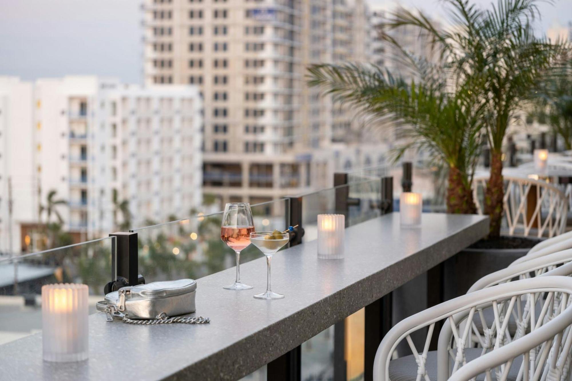 Hotel Moxy St. Petersburg Downtown Exteriér fotografie